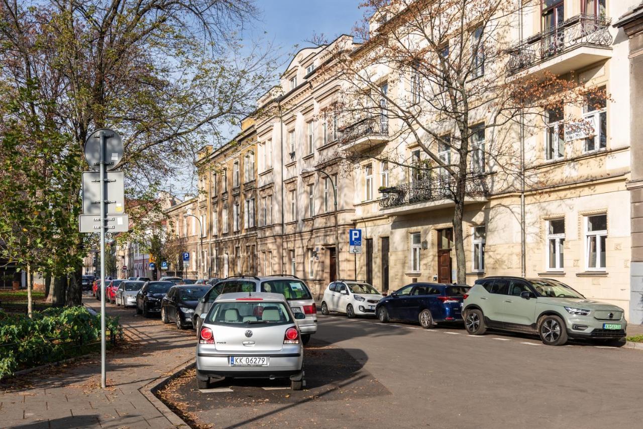 Dwupoziomowy Apartament Na Starym Podgorzu - By Upstairs Krakow Exterior photo